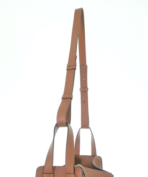 LOEWE（ロエベ）ショルダーバッグ 茶 サイズ:- レディース/2200710445179