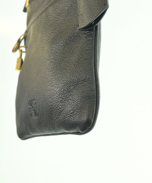 LOEWE（ロエベ）ショルダーバッグ 黒 サイズ:- レディース/2200663011094