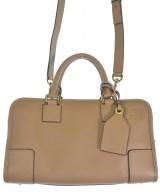 LOEWE（ロエベ）ショルダーバッグ 茶 サイズ:28 レディース/2200666350107