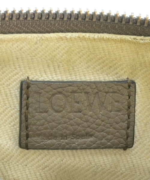 LOEWE（ロエベ）ショルダーバッグ グレー サイズ:- レディース/2200668398527