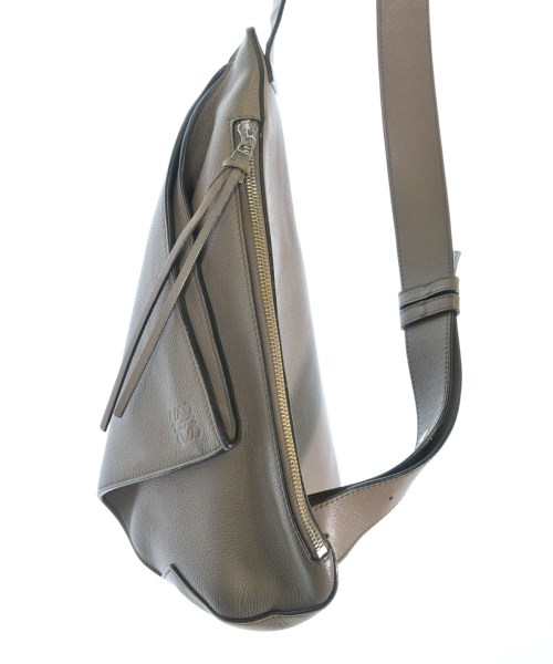 LOEWE（ロエベ）ショルダーバッグ グレー サイズ:- レディース/2200668398527