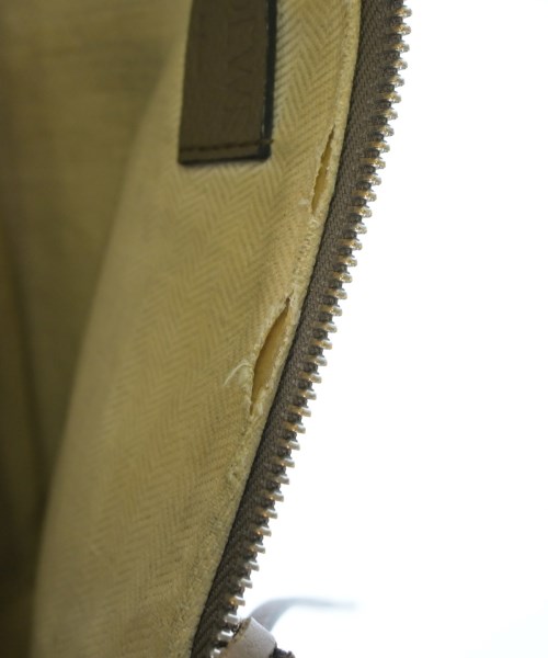 LOEWE（ロエベ）ショルダーバッグ グレー サイズ:- レディース/2200668398527