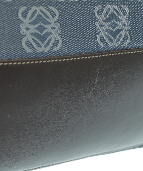 LOEWE（ロエベ）ハンドバッグ 青 サイズ:- レディース/2200669729382