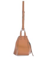 LOEWE（ロエベ）ショルダーバッグ 茶 サイズ:- レディース/2200670757510