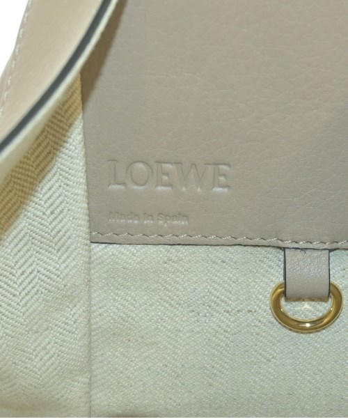 LOEWE（ロエベ）ショルダーバッグ ベージュ サイズ:- レディース/2200672256424