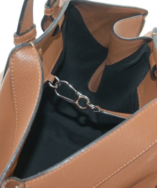 LOEWE（ロエベ）ショルダーバッグ 茶 サイズ:- レディース/2200672256806