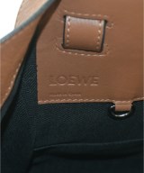 LOEWE（ロエベ）ショルダーバッグ 茶 サイズ:- レディース/2200672256806