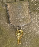 LOEWE（ロエベ）ハンドバッグ ゴールド サイズ:- レディース/2200719902840