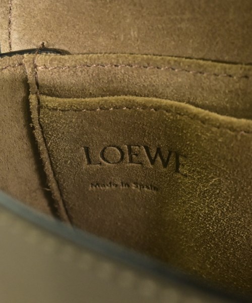 LOEWE（ロエベ）ショルダーバッグ ベージュ サイズ:- レディース/2200719903908