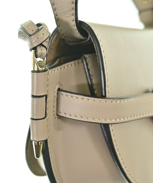 LOEWE（ロエベ）ショルダーバッグ ベージュ サイズ:- レディース/2200719903908