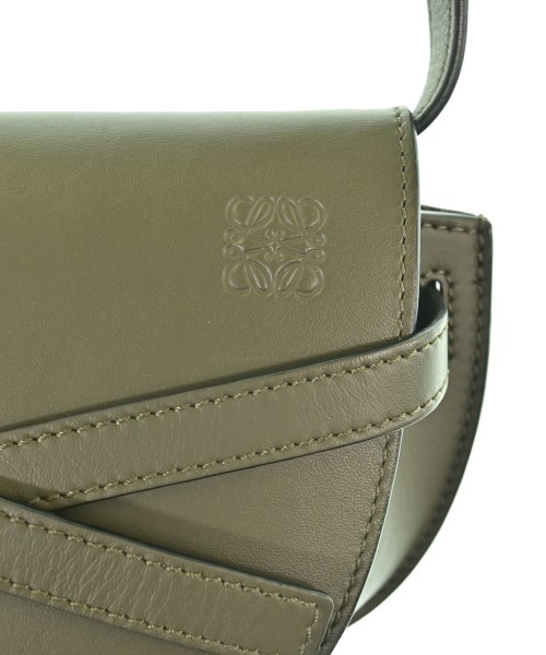 LOEWE（ロエベ）ショルダーバッグ グレー サイズ:- レディース/2200719903915