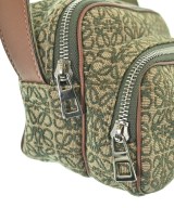 LOEWE（ロエベ）ショルダーバッグ 緑 サイズ:- レディース/2200719903953