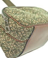 LOEWE（ロエベ）ショルダーバッグ 緑 サイズ:- レディース/2200719903953