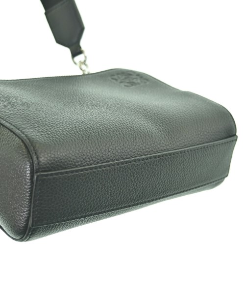 LOEWE（ロエベ）ショルダーバッグ 黒 サイズ:- レディース/2200719904042