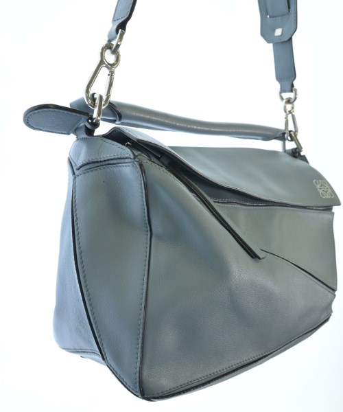 LOEWE（ロエベ）ショルダーバッグ 青 サイズ:- レディース/2200719953378