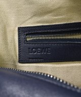 LOEWE（ロエベ）ショルダーバッグ 紺 サイズ:- レディース/2200717564026