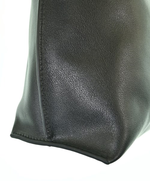 LOEWE（ロエベ）ショルダーバッグ 黒 サイズ:- レディース/2200721391014