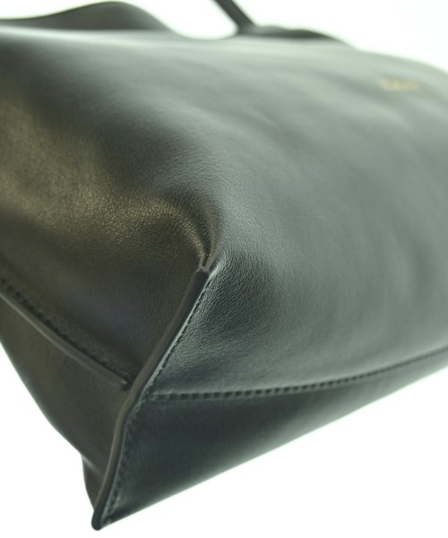 LOEWE（ロエベ）ショルダーバッグ 黒 サイズ:- レディース/2200721391014