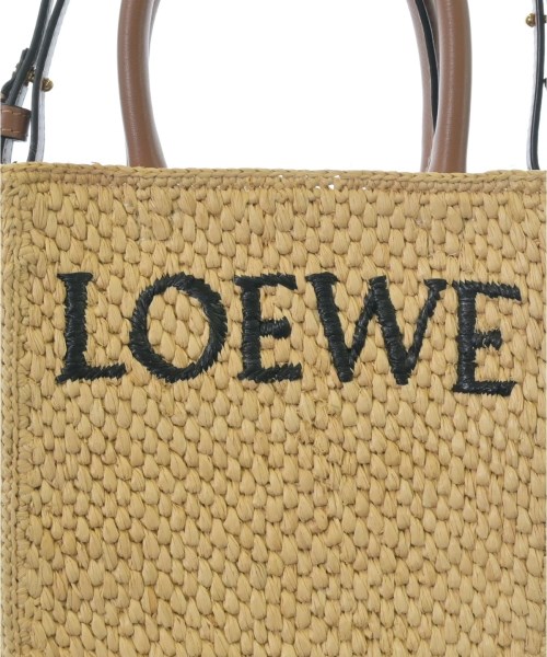 LOEWE（ロエベ）ショルダーバッグ ベージュ サイズ:- レディース/2200722820124