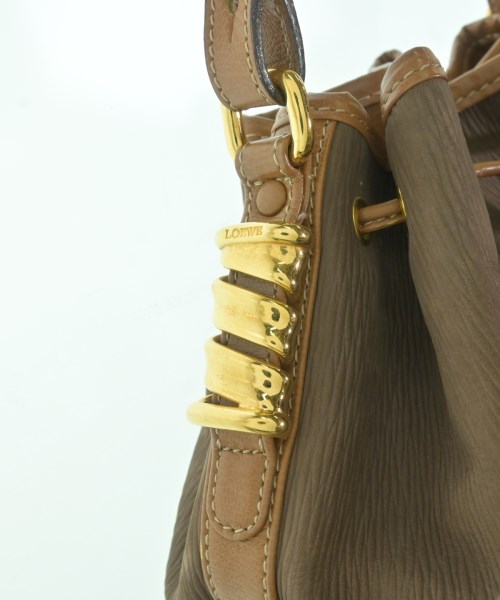 LOEWE（ロエベ）ショルダーバッグ 茶 サイズ:- レディース/2200724273744