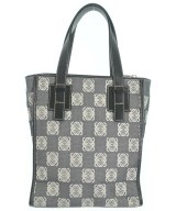 LOEWE（ロエベ）ハンドバッグ グレー サイズ:- レディース/2200724273928