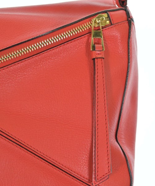 LOEWE（ロエベ）ショルダーバッグ 赤 サイズ:- レディース/2200724525041
