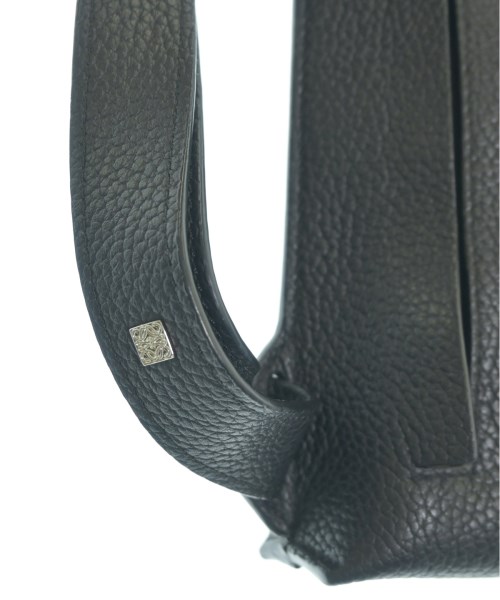 LOEWE（ロエベ）ショルダーバッグ 黒 サイズ:- レディース/2200724563012