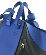 LOEWE（ロエベ）ショルダーバッグ 青 サイズ:- レディース/2200726855450