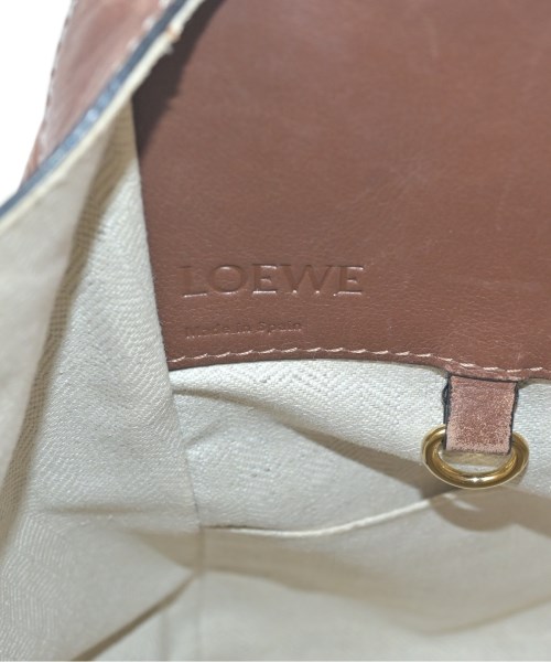 LOEWE（ロエベ）ショルダーバッグ 茶 サイズ:- レディース/2200673900272