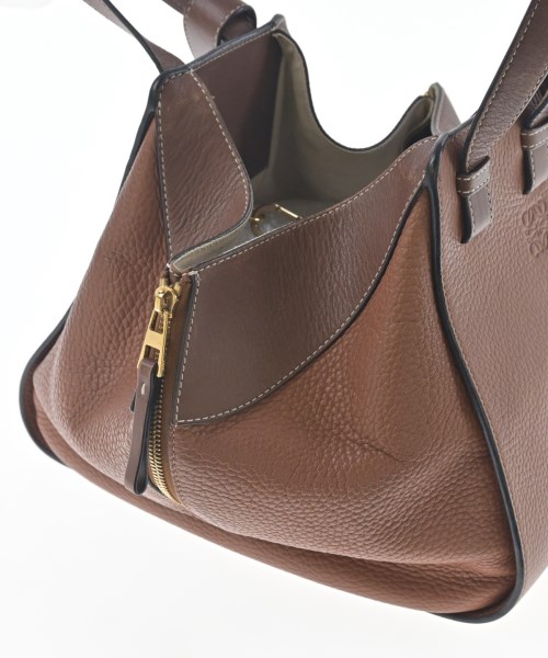 LOEWE（ロエベ）ショルダーバッグ 茶 サイズ:- レディース/2200673900272