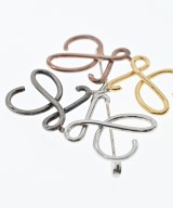 LOEWE（ロエベ）ブローチ・コサージュ ゴールド サイズ:- レディース/2200686287018