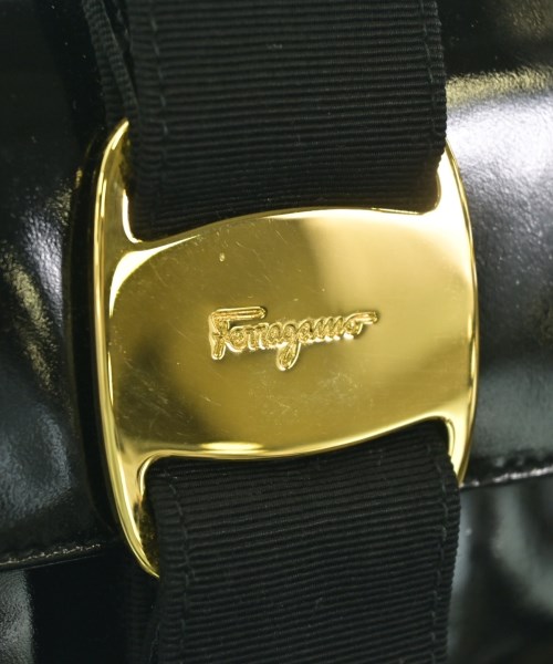 Salvatore Ferragamo（サルバトーレフェラガモ）ショルダーバッグ 黒 サイズ:- レディース/2200634870064