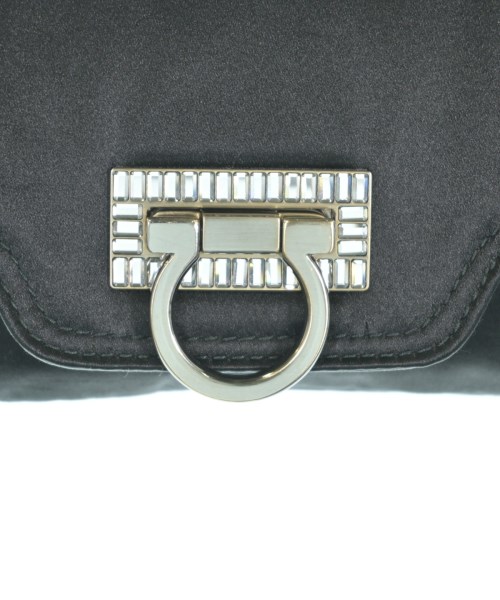 Salvatore Ferragamo（サルバトーレフェラガモ）ショルダーバッグ 黒 サイズ:- レディース/2200634870217