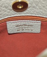Salvatore Ferragamo（サルバトーレフェラガモ）ショルダーバッグ ベージュ サイズ:- レディース/2200634870361