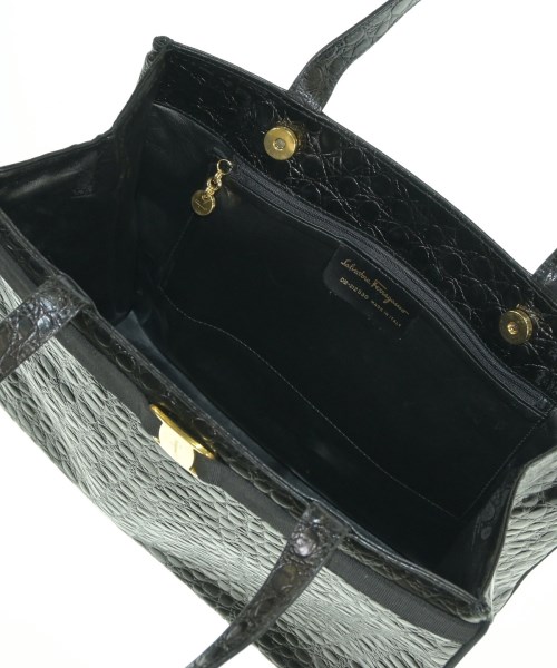 Salvatore Ferragamo（サルバトーレフェラガモ）トートバッグ 黒 サイズ:- レディース/2200634870460