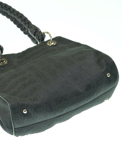 Salvatore Ferragamo（サルバトーレフェラガモ）トートバッグ 黒 サイズ:- レディース/2200634870477
