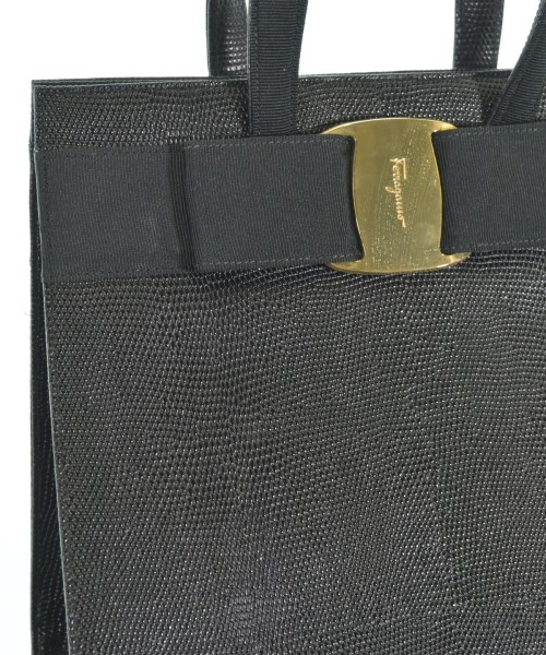 Salvatore Ferragamo（サルバトーレフェラガモ）ハンドバッグ 黒 サイズ:- レディース/2200634870545