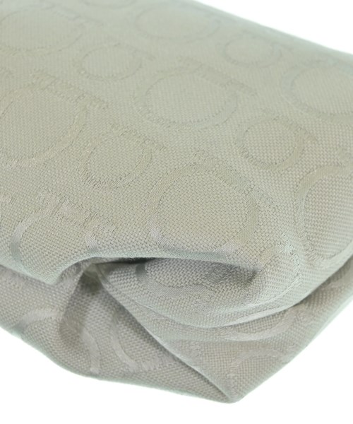 Salvatore Ferragamo（サルバトーレフェラガモ）ショルダーバッグ グレー サイズ:- レディース/2200634871030