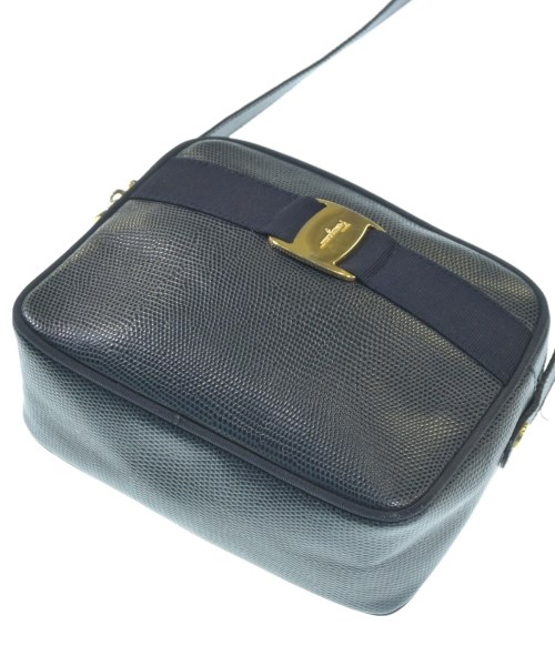 Salvatore Ferragamo（サルバトーレフェラガモ）ショルダーバッグ 紺 サイズ:- レディース/2200635915504