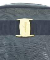 Salvatore Ferragamo（サルバトーレフェラガモ）ショルダーバッグ 紺 サイズ:- レディース/2200635915504