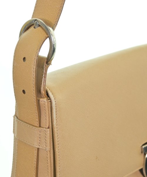 Salvatore Ferragamo（サルバトーレフェラガモ）ショルダーバッグ ベージュ サイズ:- レディース/2200635916303