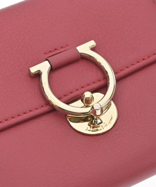 Salvatore Ferragamo（サルバトーレフェラガモ）財布・コインケース 赤 サイズ:- レディース/2200636822108