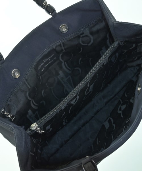 Salvatore Ferragamo（サルバトーレフェラガモ）トートバッグ 黒 サイズ:- レディース/2200638958010