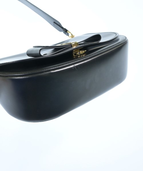 Salvatore Ferragamo（サルバトーレフェラガモ）ショルダーバッグ 黒 サイズ:- レディース/2200626344214