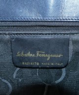 Salvatore Ferragamo（サルバトーレフェラガモ）ハンドバッグ 紺 サイズ:- レディース/2200639798172