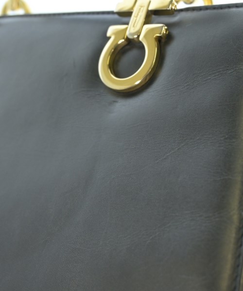 Salvatore Ferragamo（サルバトーレフェラガモ）ハンドバッグ 黒 サイズ:- レディース/2200639798301