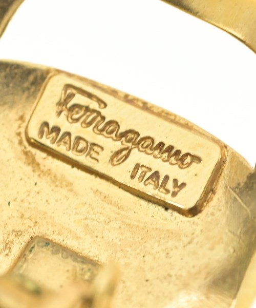 Salvatore Ferragamo（サルバトーレフェラガモ）ピアス・イヤリング ゴールド サイズ:- レディース/2200640431013