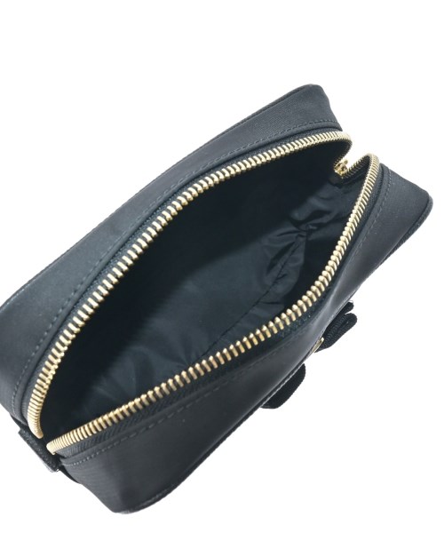 Salvatore Ferragamo（サルバトーレフェラガモ）ポーチ 黒 サイズ:- レディース/2200644797023