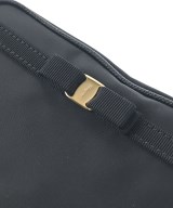 Salvatore Ferragamo（サルバトーレフェラガモ）ポーチ 黒 サイズ:- レディース/2200644797023