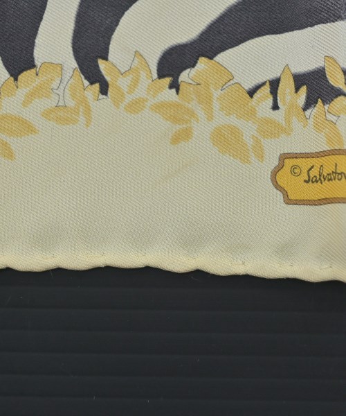 Salvatore Ferragamo（サルバトーレフェラガモ）バンダナ・スカーフ 黄 サイズ:- レディース/2200573804083